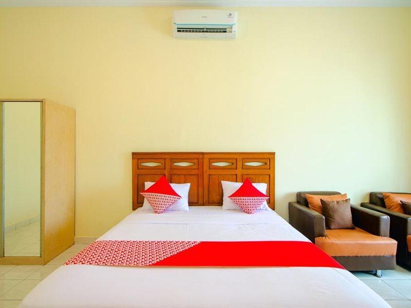 Reddoorz Syariah Near Alun Alun Wonosari Hotel Ngoại thất bức ảnh