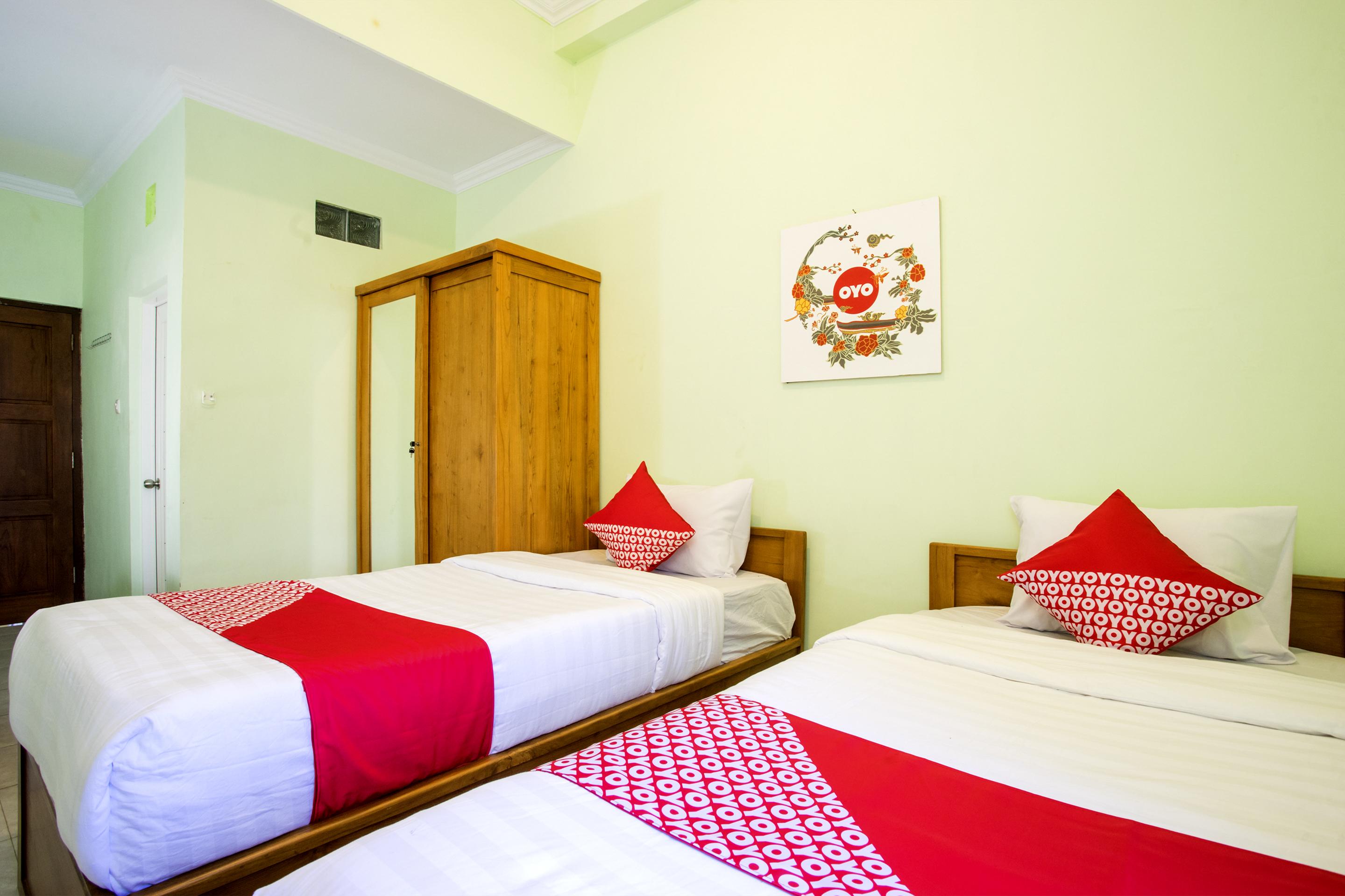 Reddoorz Syariah Near Alun Alun Wonosari Hotel Ngoại thất bức ảnh