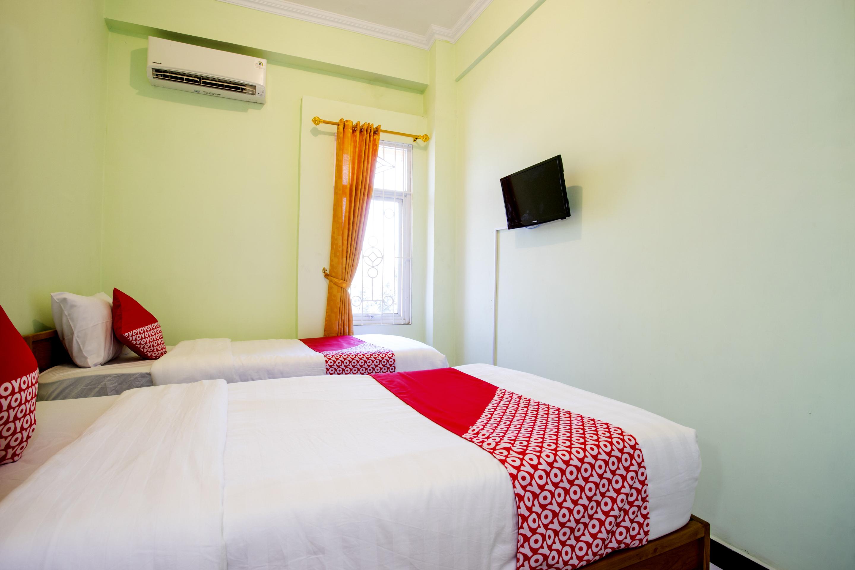 Reddoorz Syariah Near Alun Alun Wonosari Hotel Ngoại thất bức ảnh