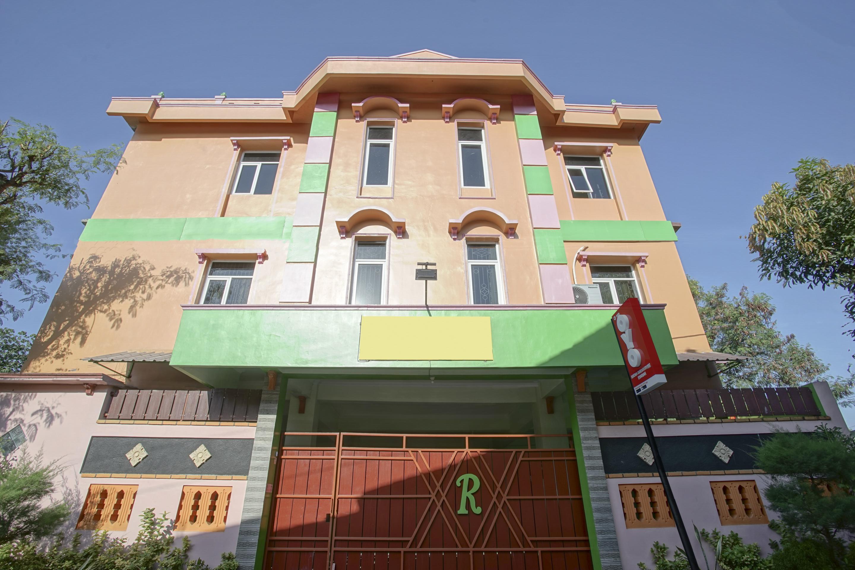 Reddoorz Syariah Near Alun Alun Wonosari Hotel Ngoại thất bức ảnh