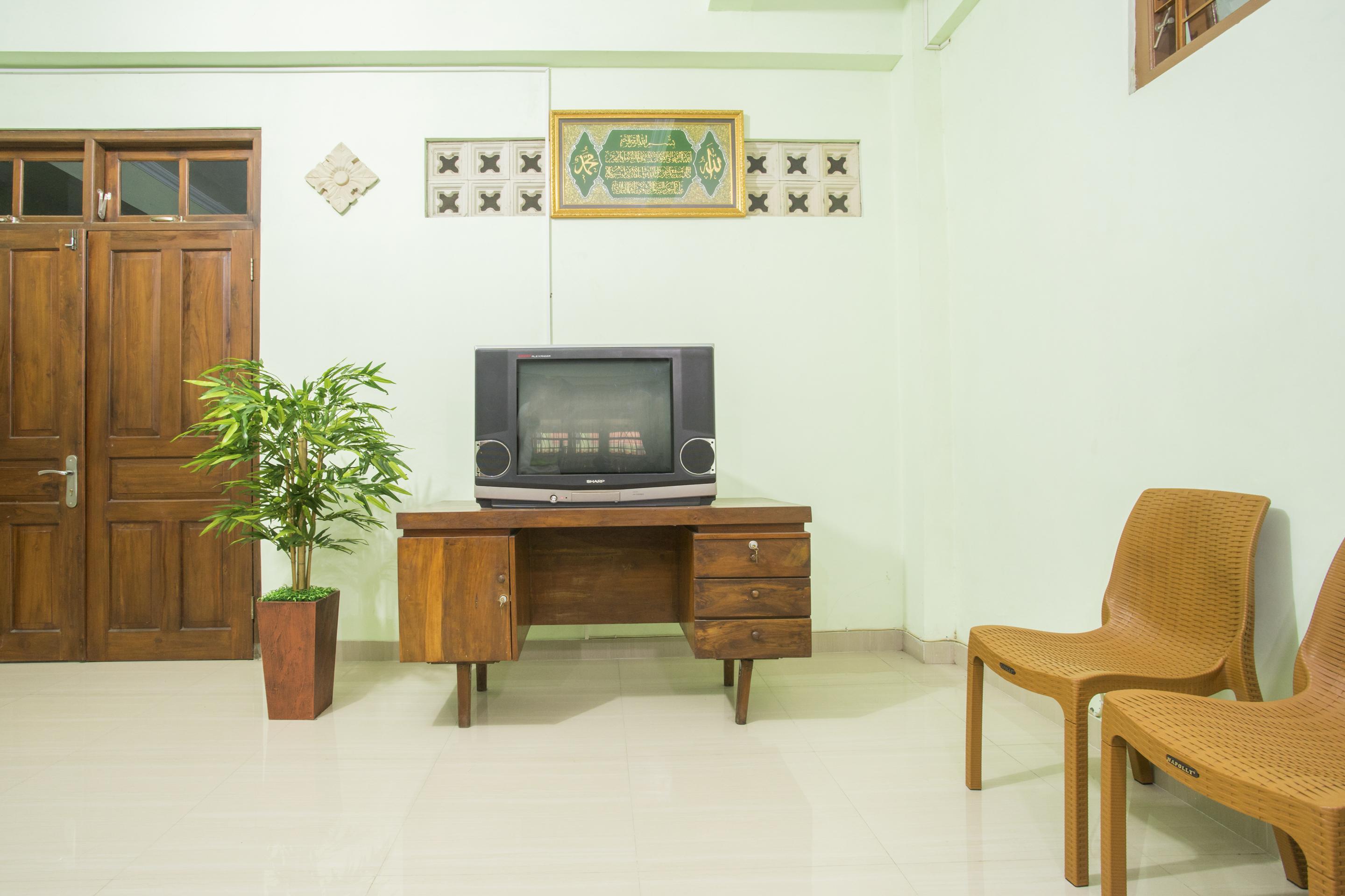 Reddoorz Syariah Near Alun Alun Wonosari Hotel Ngoại thất bức ảnh