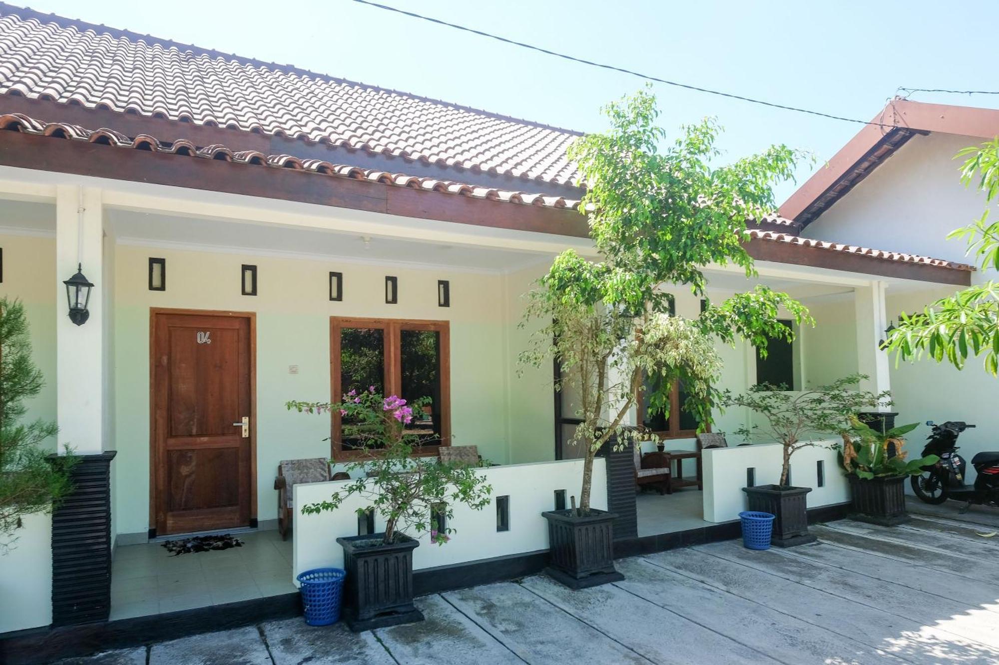 Reddoorz Syariah Near Alun Alun Wonosari Hotel Ngoại thất bức ảnh